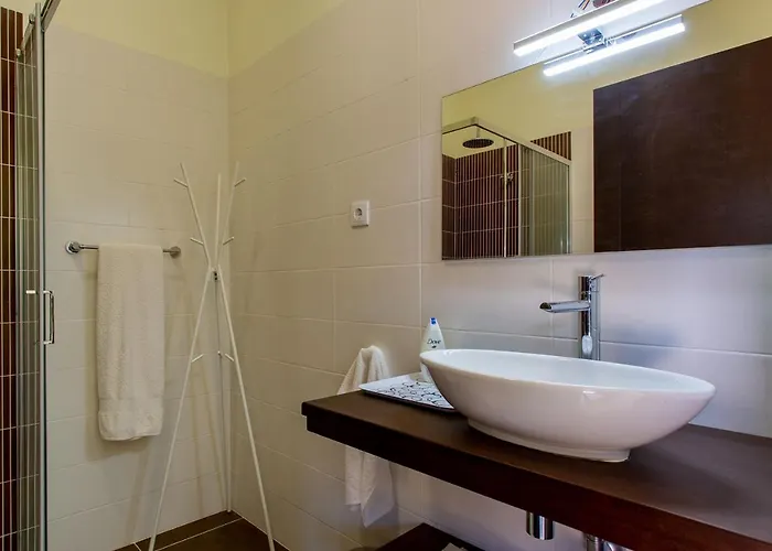 Corte Velada Лагуш